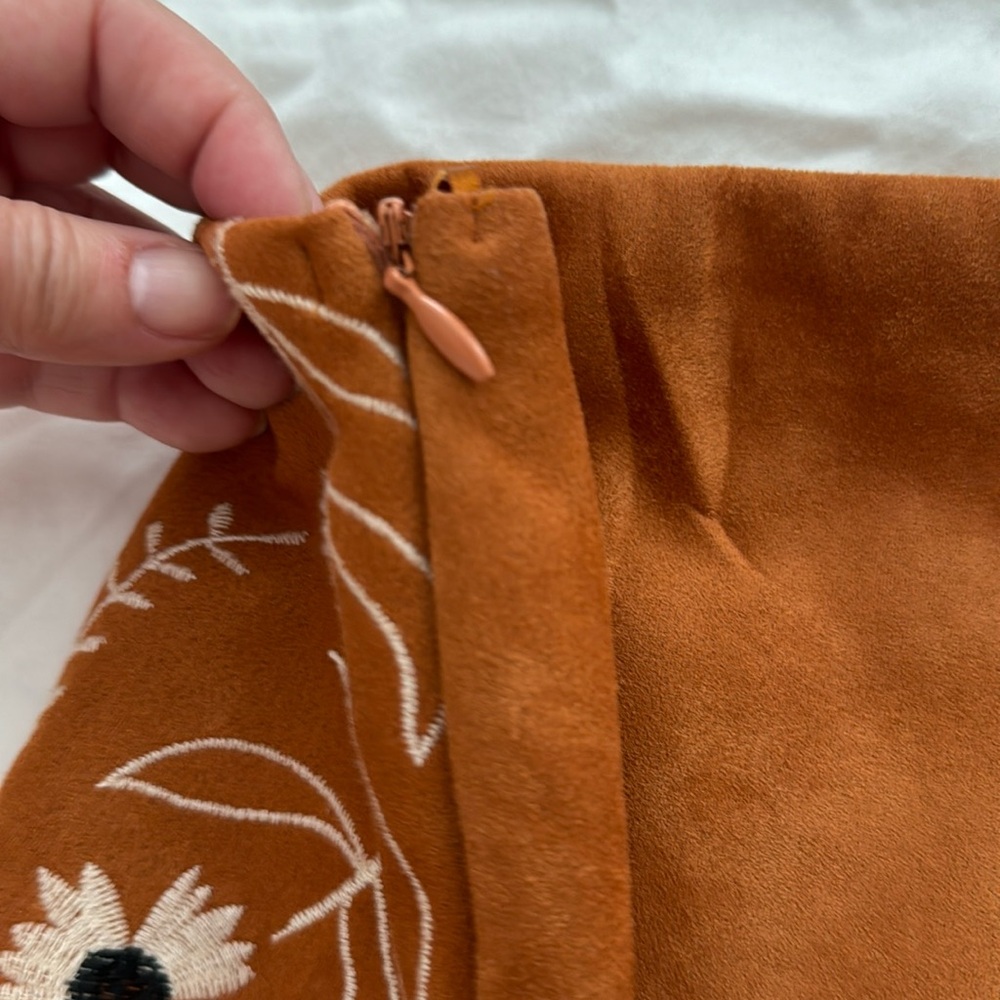 Mi Ami from Francesca's Kamila Size XS Burnt Orange Faux Suede Mini Skirt - Picture 5 of 7